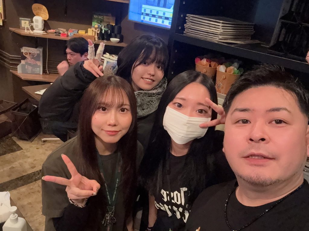 Bully's池袋店【毎日18時〜翌5時/終日ダーツ投げ放題1,100円🎯】 tweet media