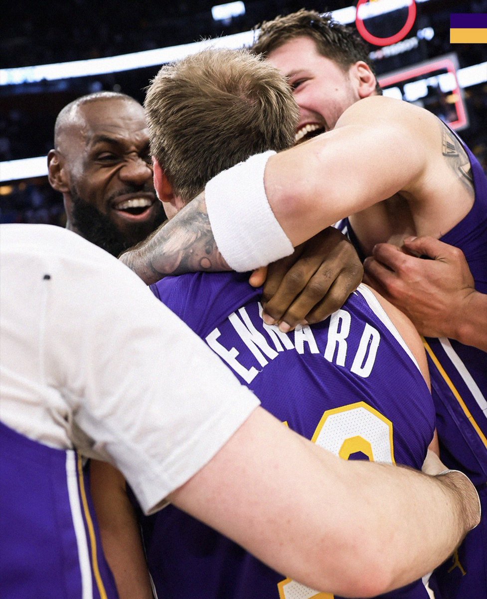 Coach Rome tweet media