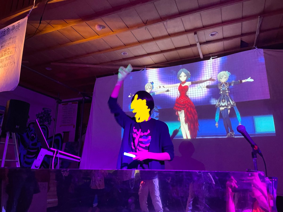 2didoldjfes's tweet image. #2DiD 無事終了しました！！
特別ゲストに花海咲季さんとMEMちょさんにも来ていただき、大変盛り上がりました！！
ついた餅はカウンターのところで配布しておりますのでぜひお食べください。

#オタフロ　#オタククラブフロンティア