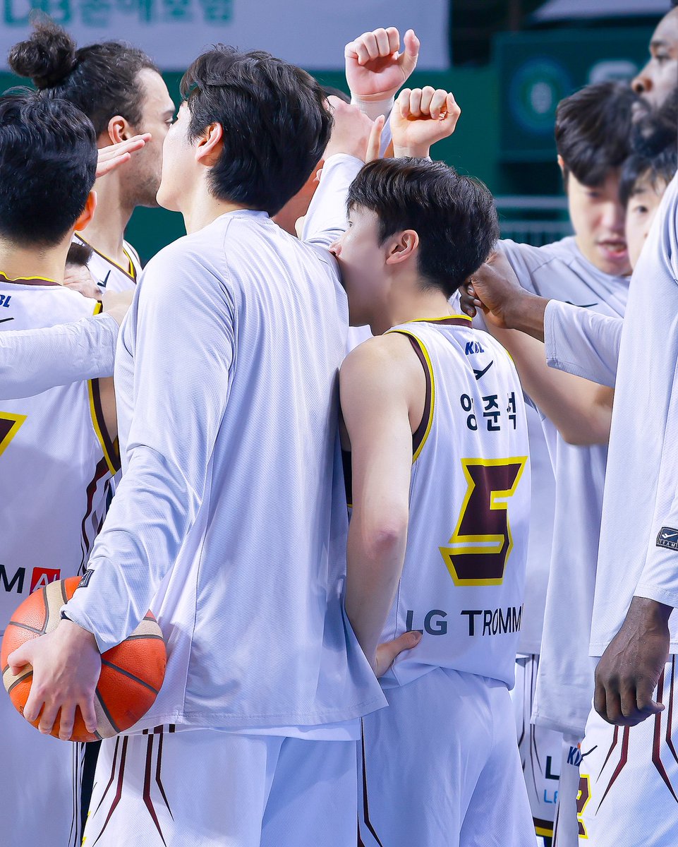fivzip's tweet photo. 260315

화이팅타임에 갑자기 냅다 물어버림•̀Ⱉ•́

#양준석 https://t.co/geruSMkg2T