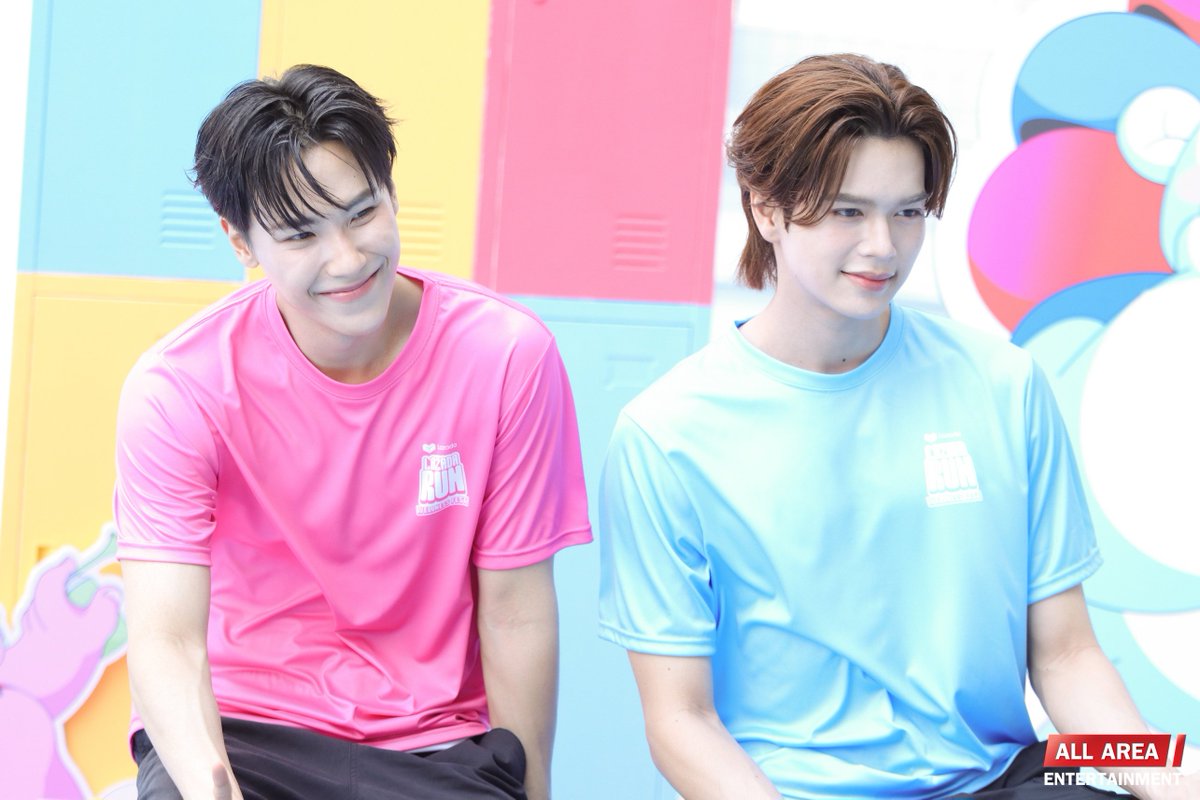 𝐦𝐚𝐫𝐤𝐣𝐢 tweet media