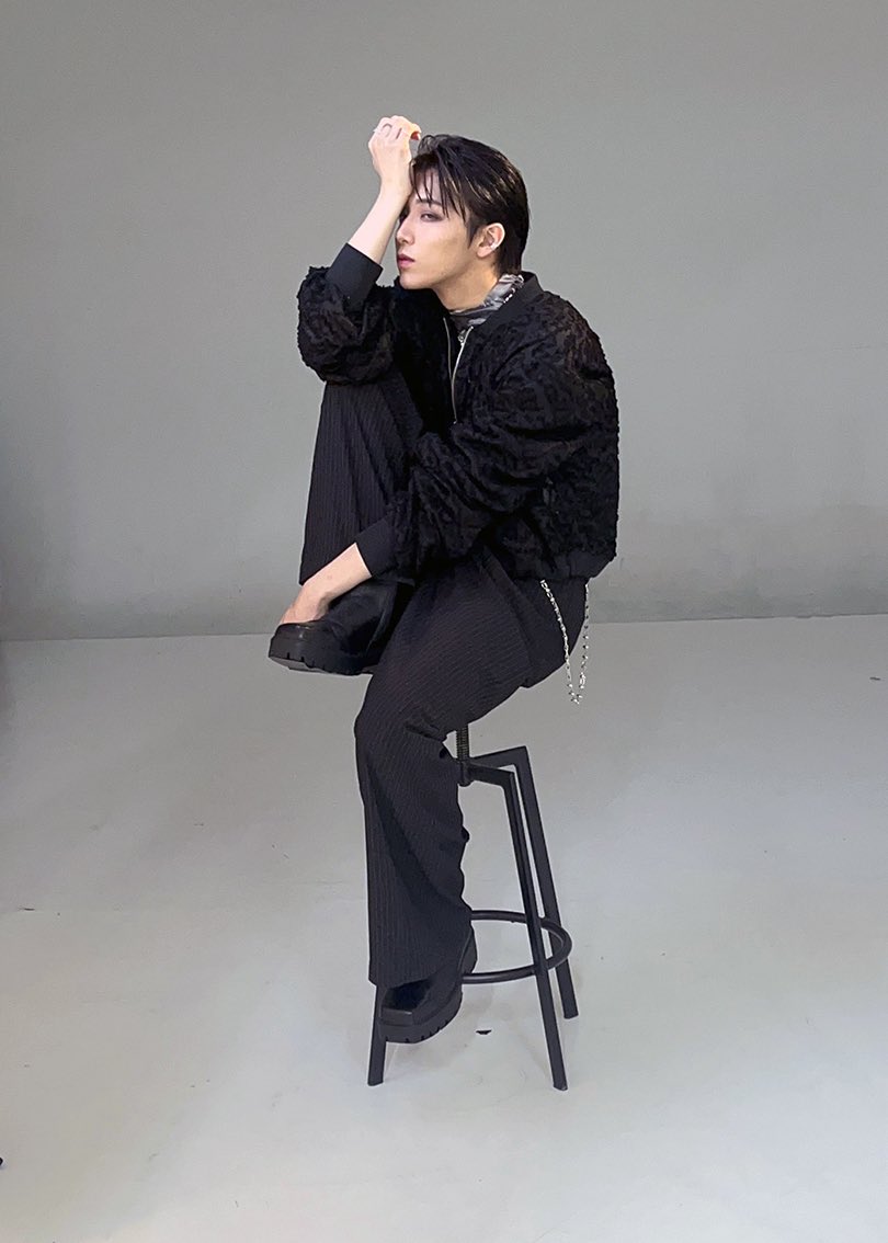 ROCK_AND_READ tweet media