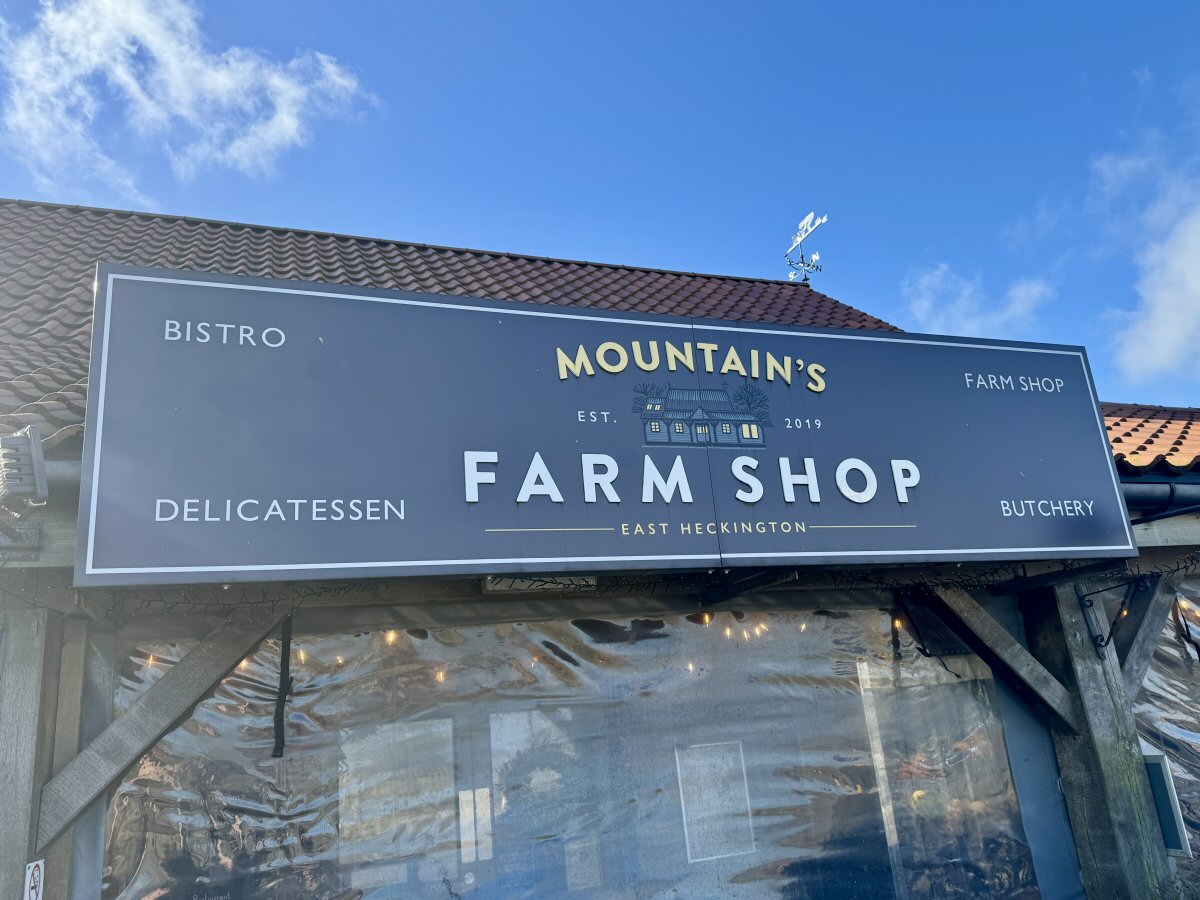 Sticky Beak Blog tweet media