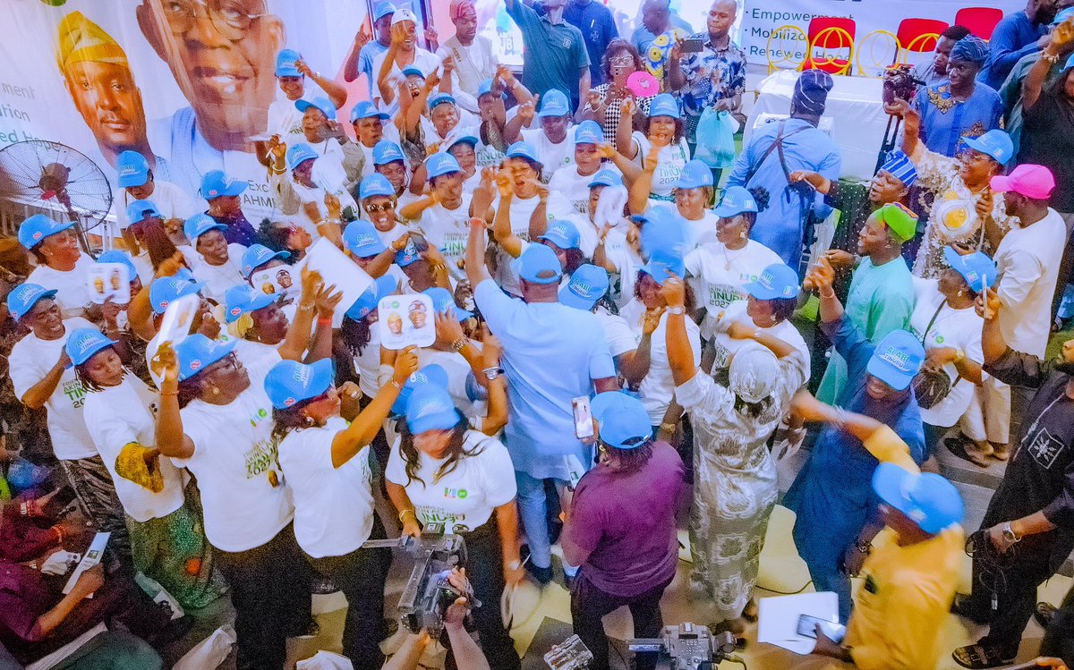 AlabiForTinubu's tweet photo. This is just the beginning.

Together, we are building a movement that will not only mobilize support but also empower communities and shape the future.

The journey to 2027 has begun — and we are ready.

 #RenewedHope #AkinAlabi #GrassrootsMovement #Tinubu2027 https://t.co/6cQAu5Prh6