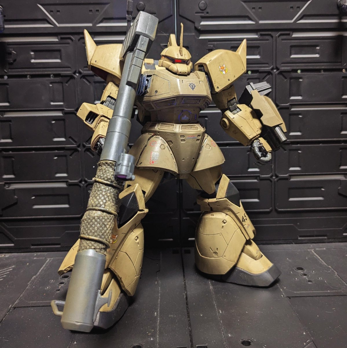 Torowa_No3's tweet photo. 陸戦型ゲルググ
やんわり全体を埃っぽく。
個人的にこれくらいが好み('ω')ノ https://t.co/UvIfOH0qDe