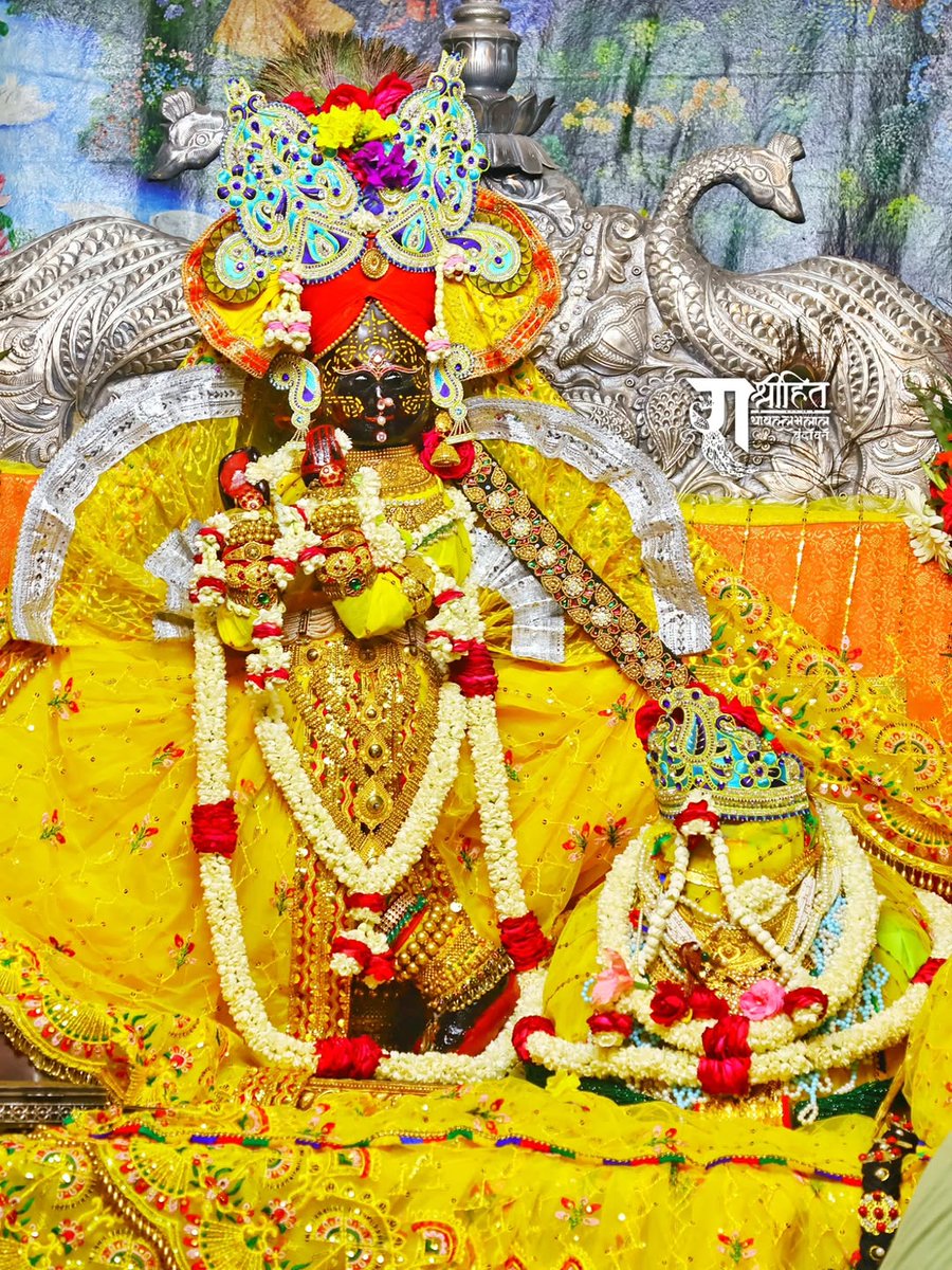 RadhaMarg's tweet photo. राधावल्लभ श्री हरिवंश 💛 https://t.co/j3I9sjBmMb