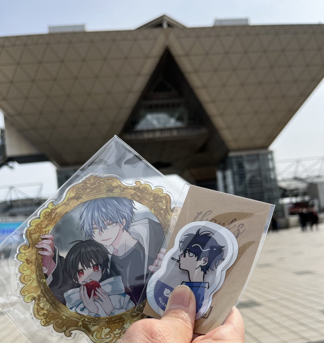 あきよ tweet media