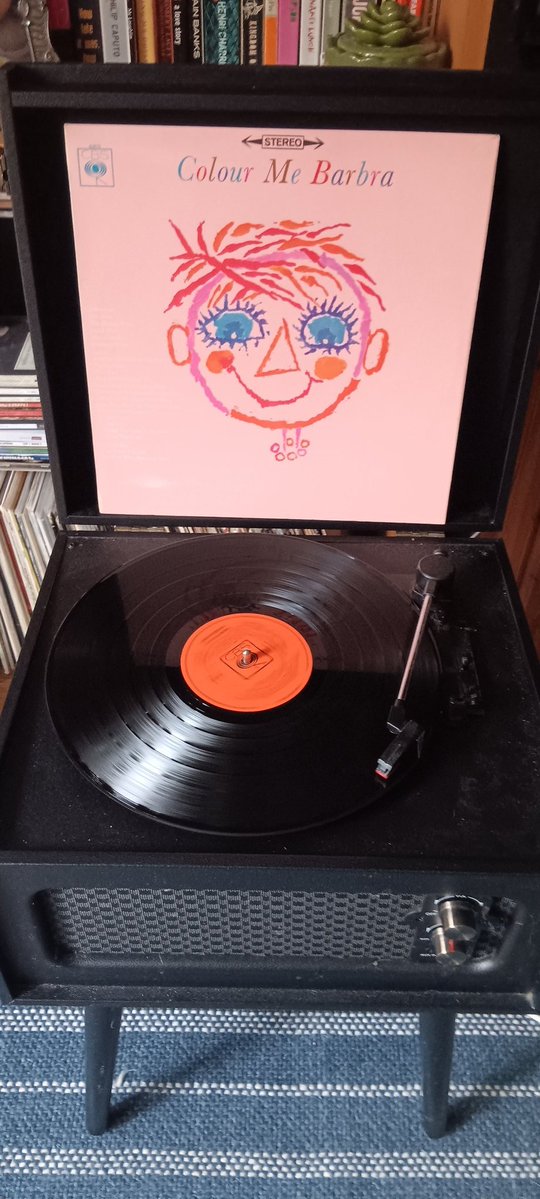 Marxist Fudge Bombes in Soho💥💣💥💣💥💣 tweet media