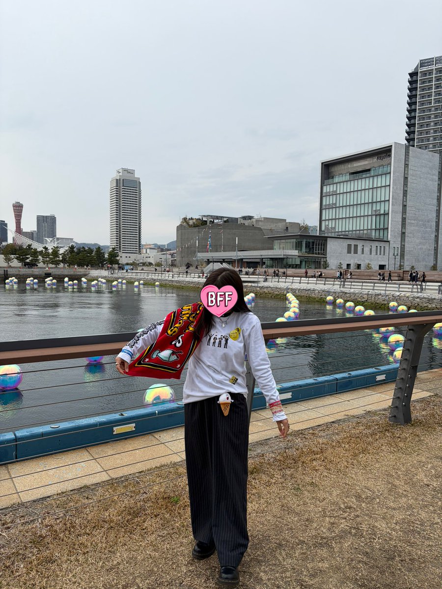 モモ tweet media