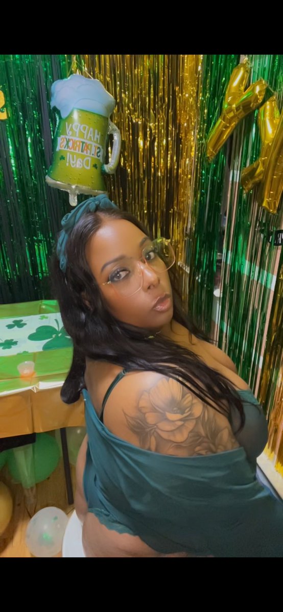 THE Comfortable Mouth (NinaBlack) tweet media