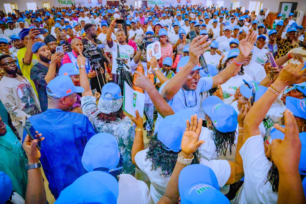 AlabiForTinubu's tweet photo. to community development, civic engagement, and impactful leadership  

As outlined in our founding document , FAAT 2027 will focus on:
• Mobilizing over 20,000 volunteers  
• Strengthening grassroots political engagement   
• Driving community-based impact across LGAs https://t.co/CgV0cdOEMJ
