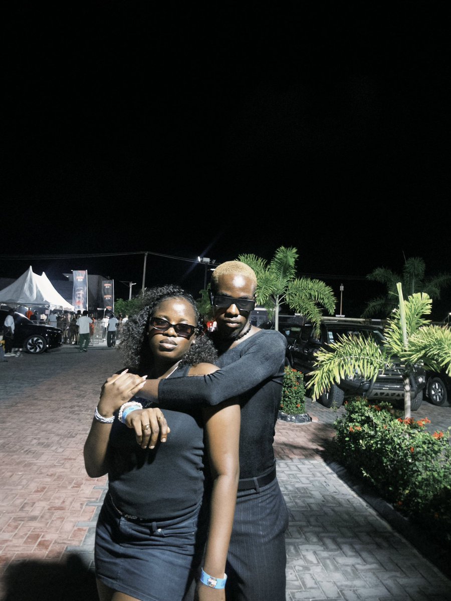 ℂ𝕐𝔹𝔼ℝ 𝕎ℍ𝕆ℝ𝔼👾 tweet media