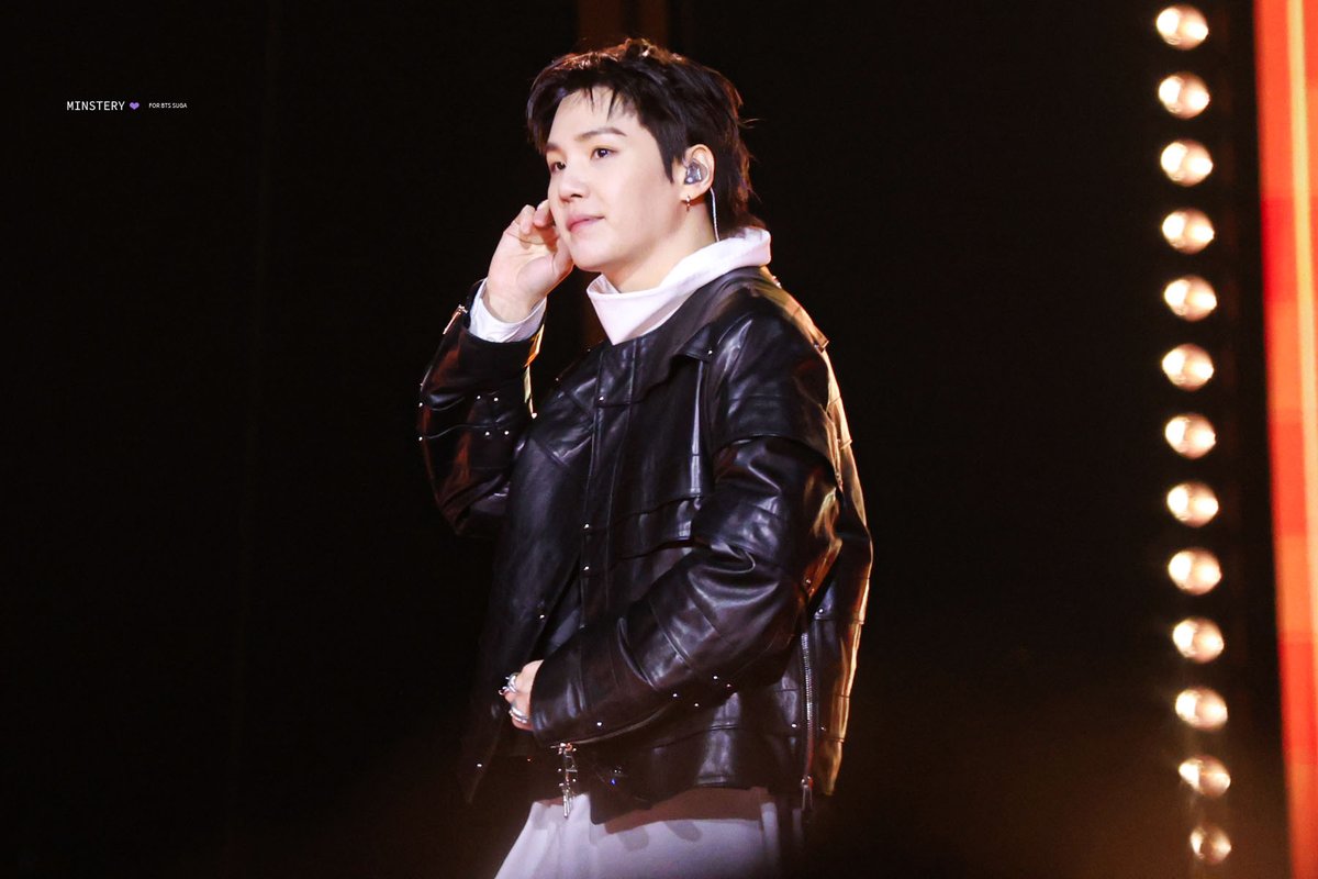 민스터리💫 tweet media