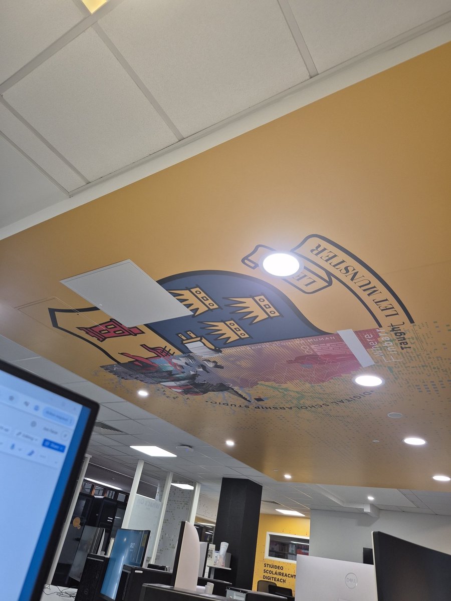 The Stoma Bags Wearer tweet media