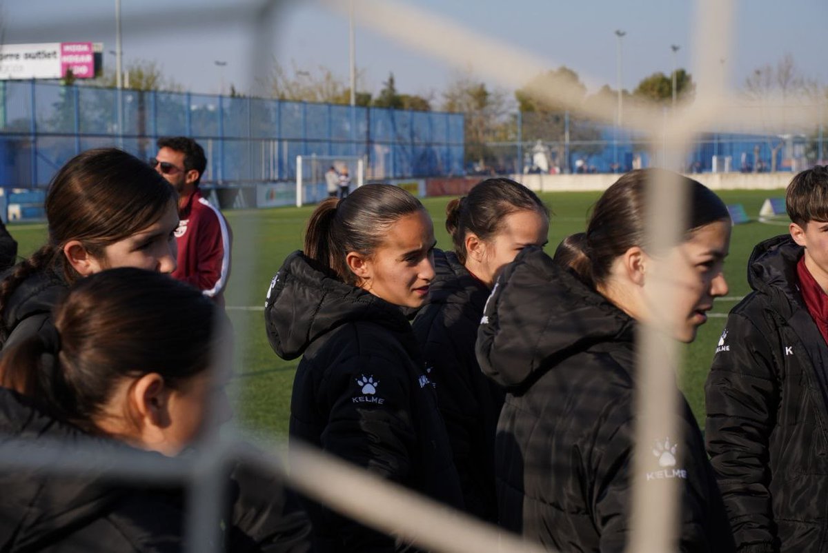 Selecciones FFRM ⚽ tweet media