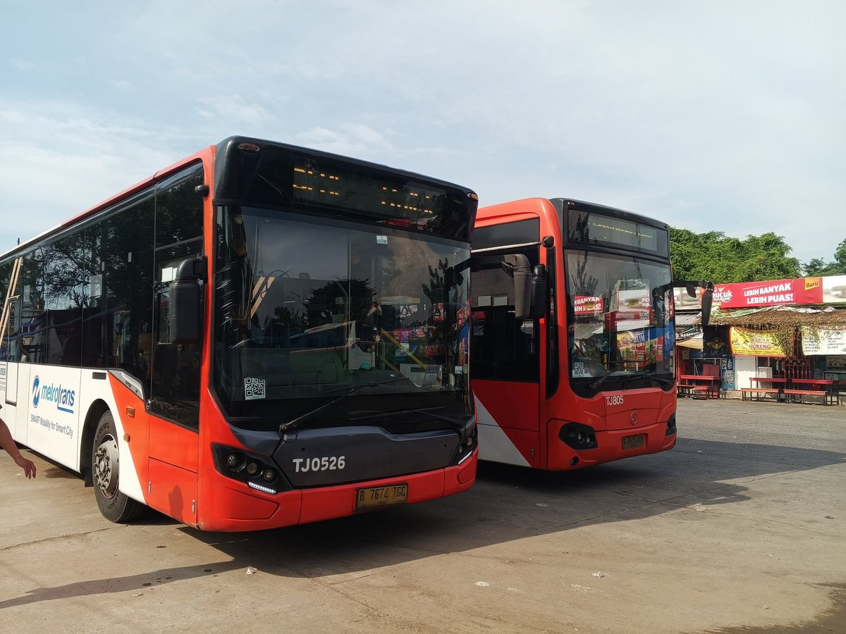 Busway Fans Club tweet media