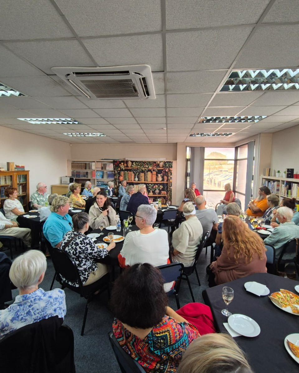 Jonathan Ball Publishers Local tweet media