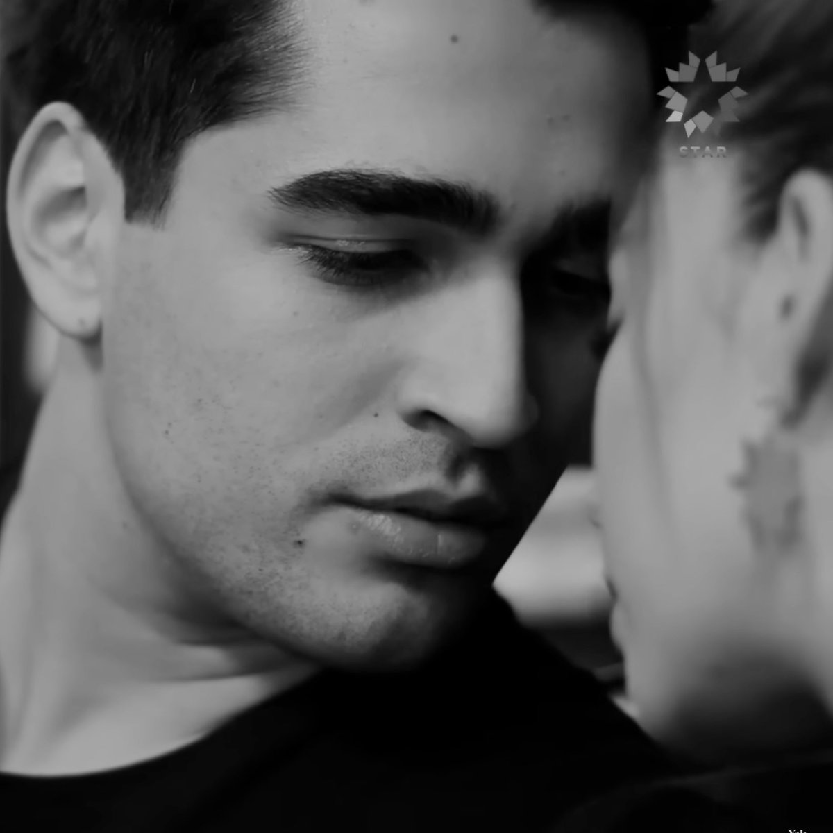 𝐧𝐢𝐡𝐚𝐝 ☻︎ tweet media