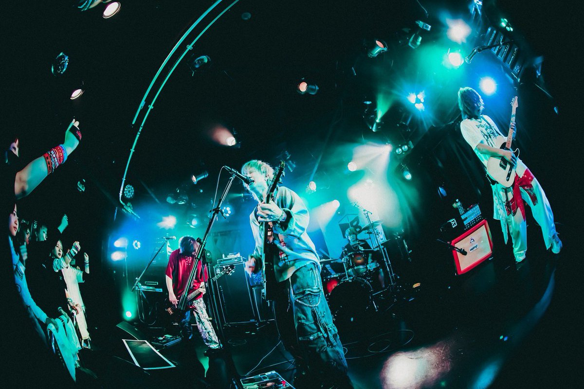 Broken my toybox tweet media