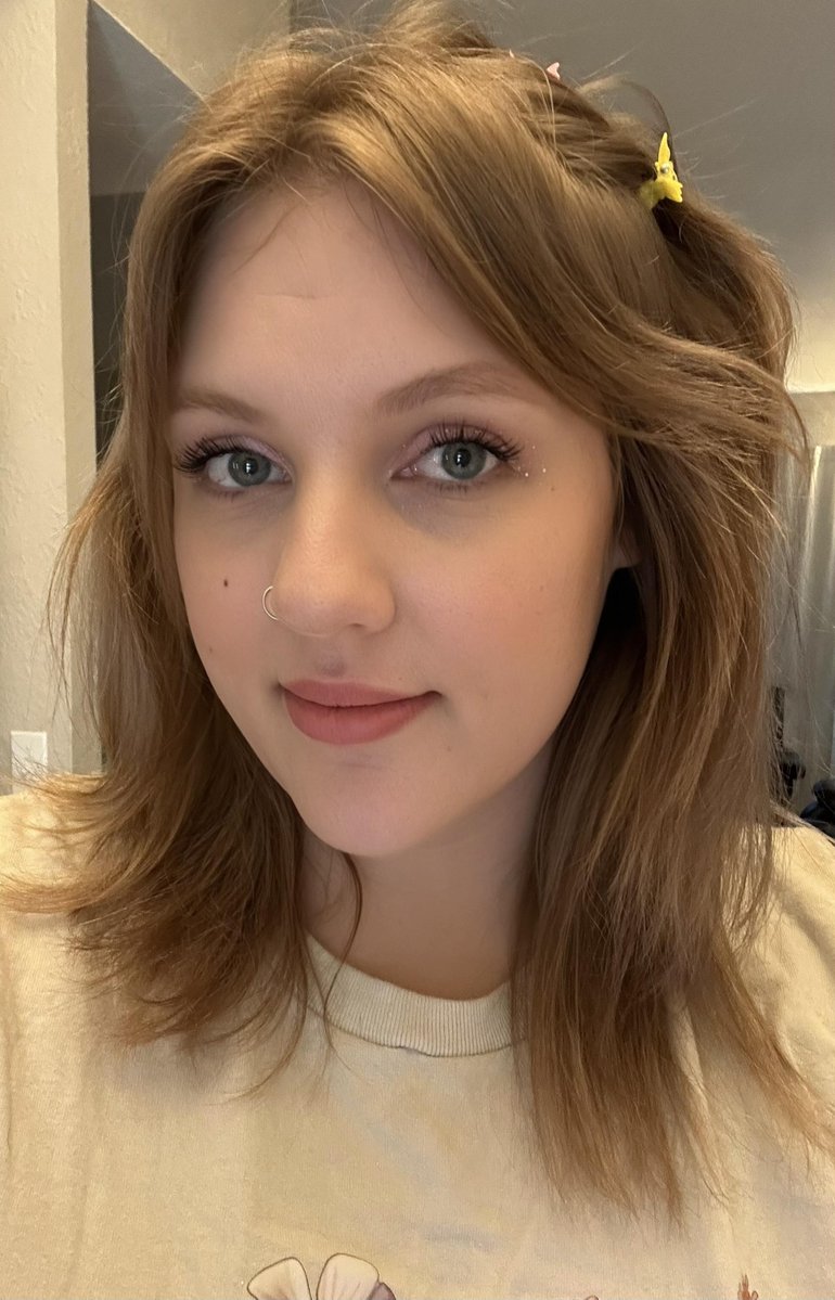 RealGirls tweet media