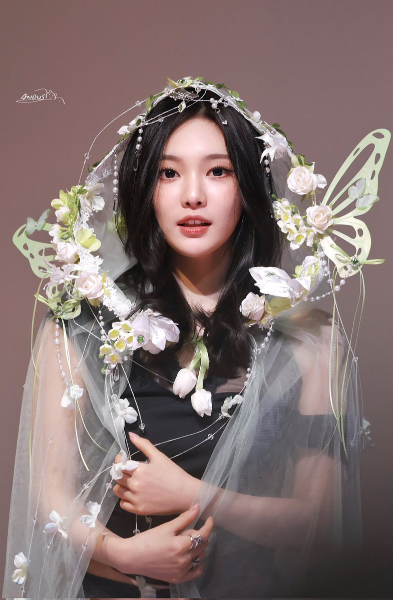 ningning pics tweet media