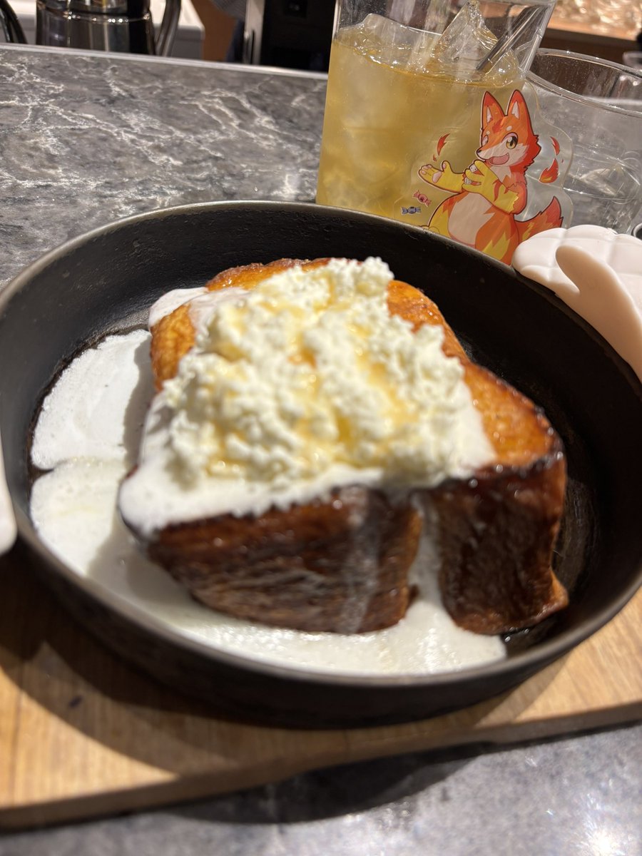 JUN@フレア tweet media