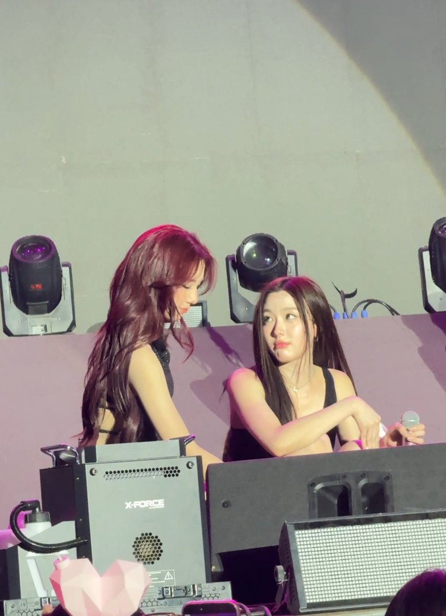 น้องอ๊ะอยากได้อะไรคะ