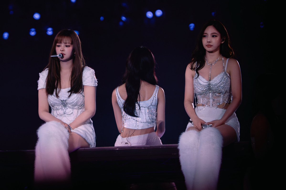 Easy Math tweet media