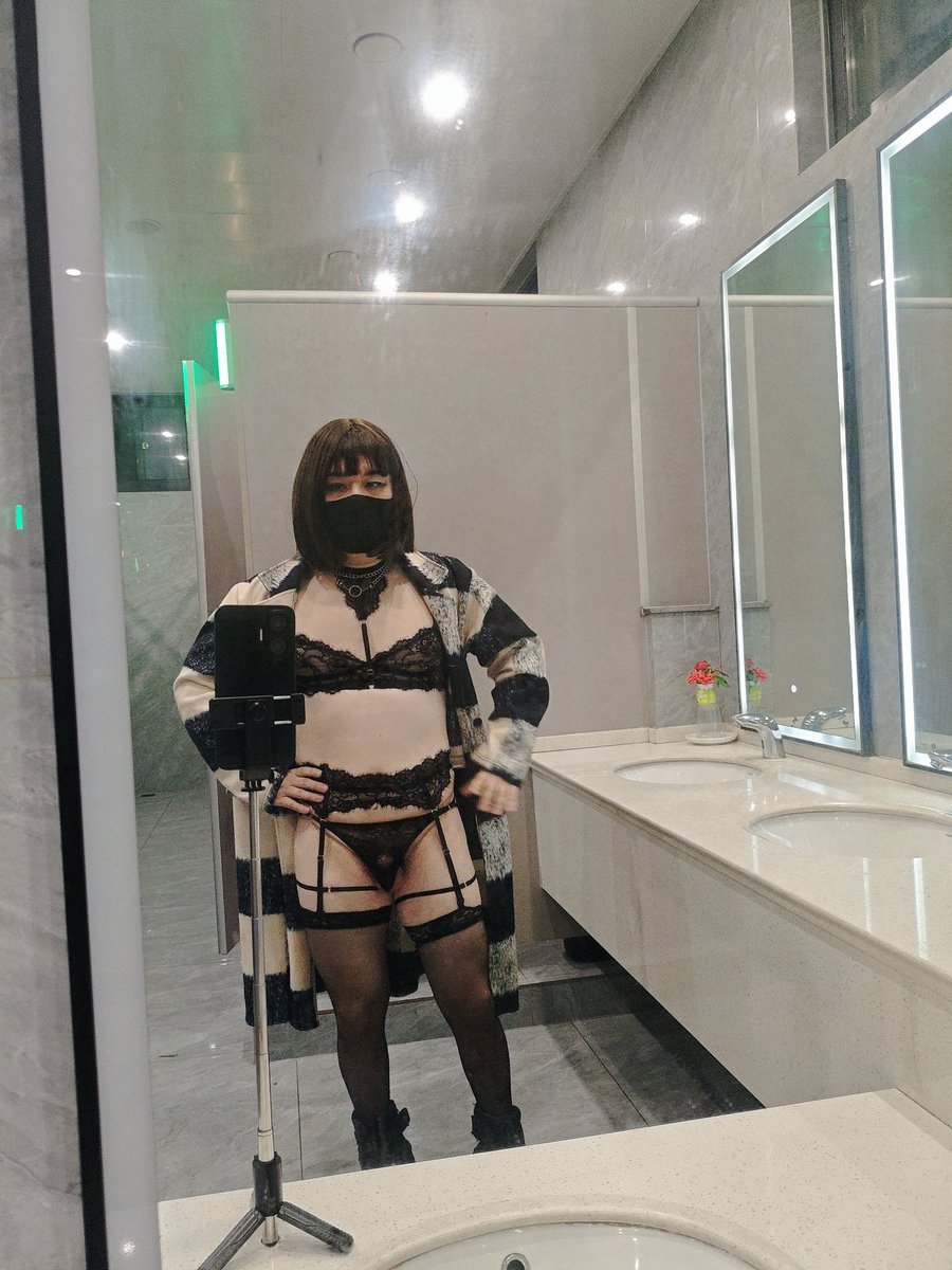 sissycd_oc tweet media