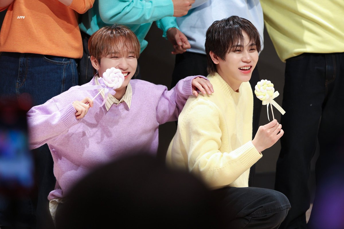 쮸 tweet media