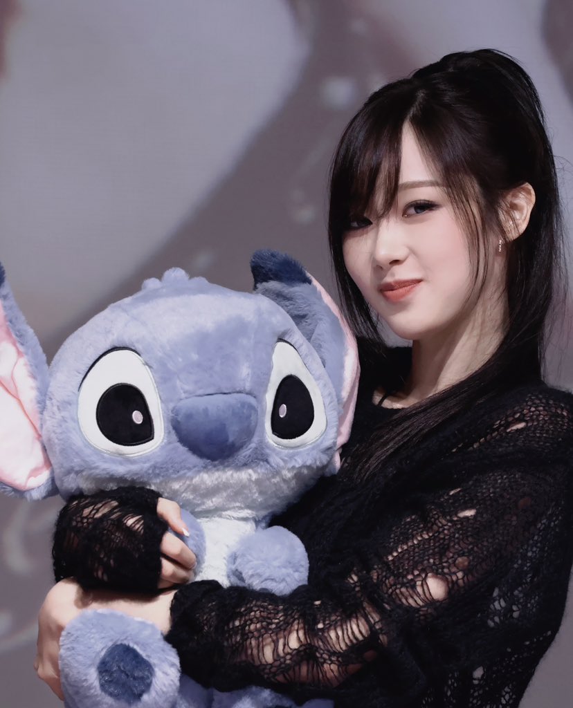 FaCaiing tweet media