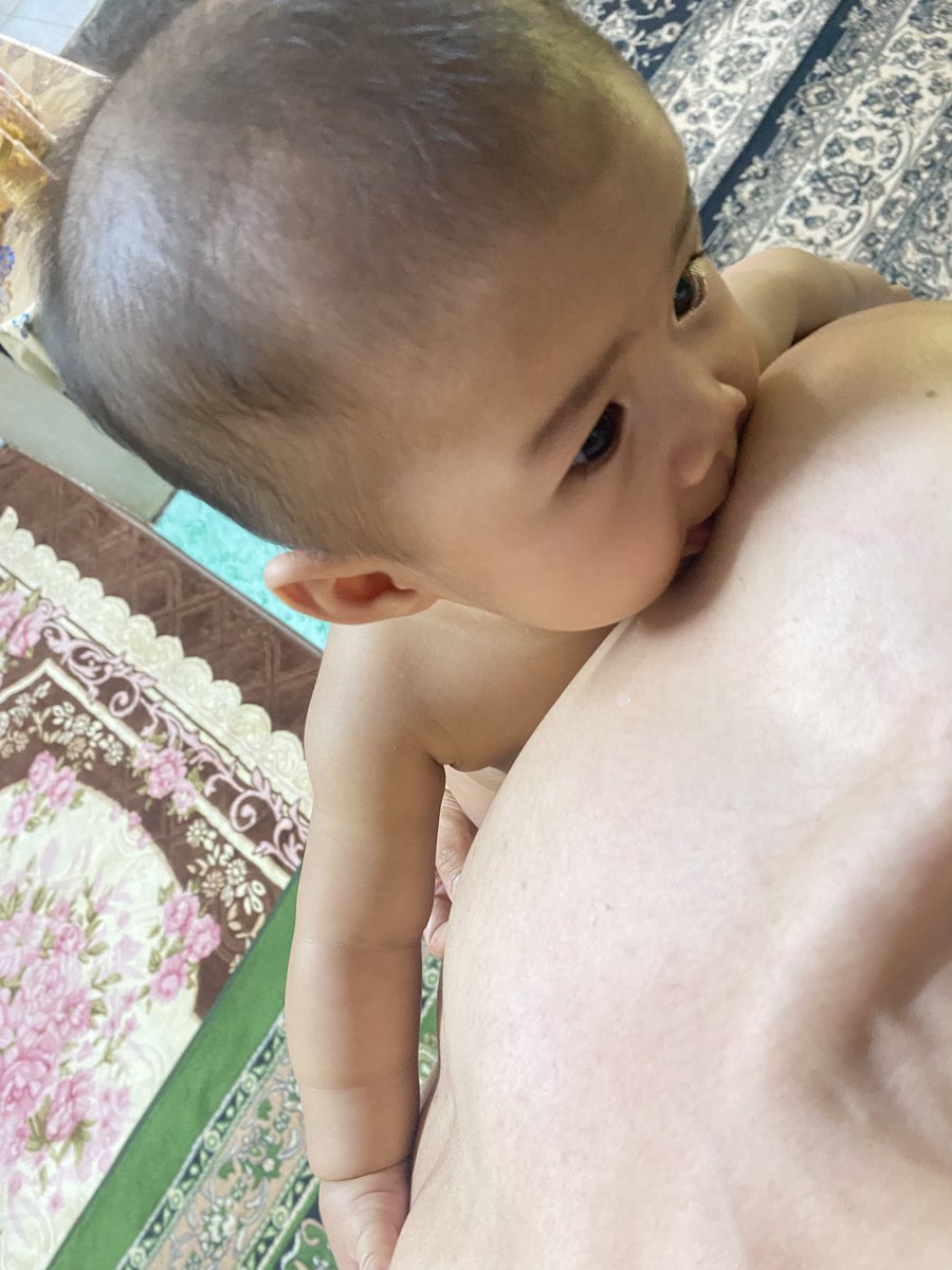 Ratboysss's tweet photo. Pagi beraya, petang jadi babysitter https://t.co/yqZv47afPz
