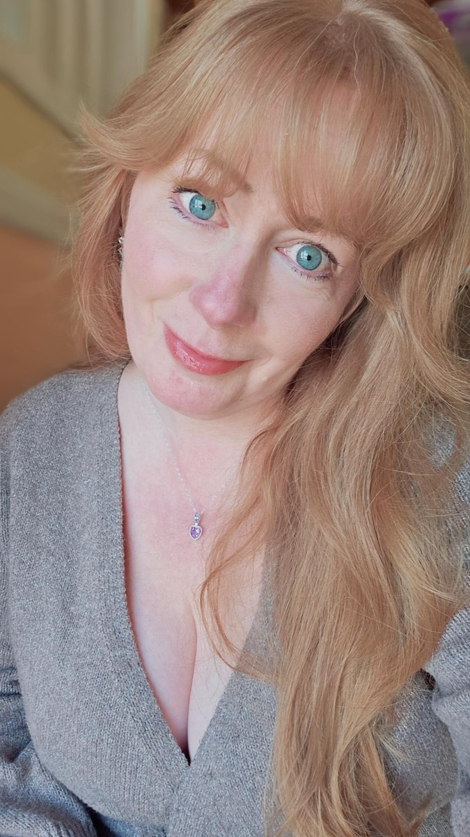 MomsGoneWild tweet media