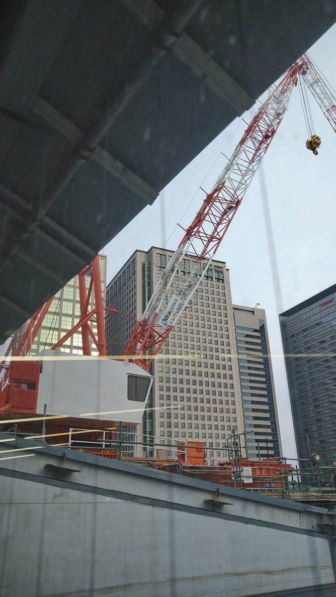 京急品川駅の改良工事

ホームから観察したのは初めてかも