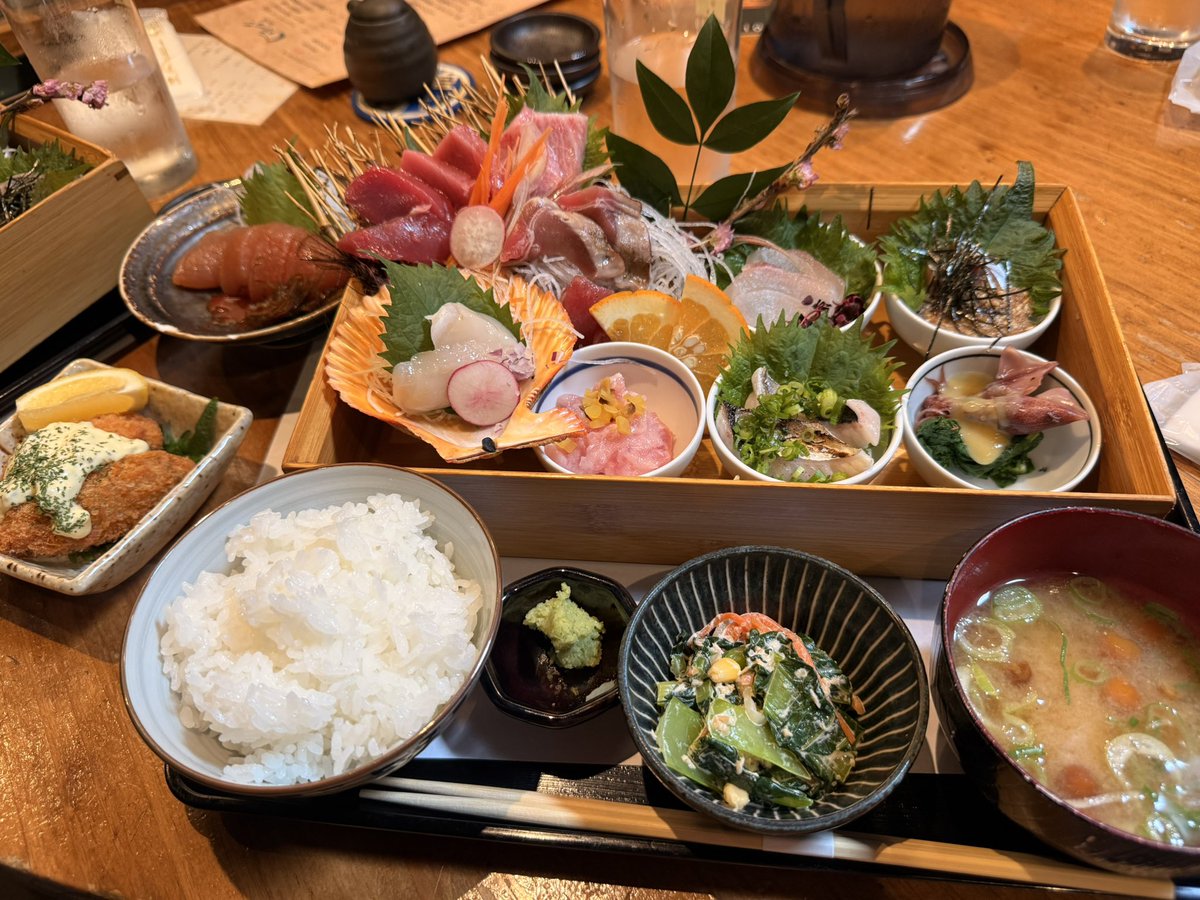 MOCHI@Tシャツ屋さん tweet media