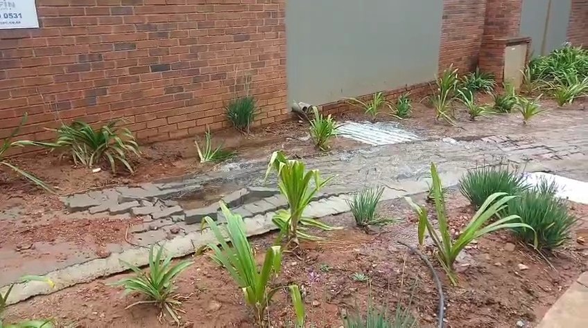 NellaVar's tweet photo. Is there any update? There is now another burst 20 m down kildoon just below this burst. Please help urgently. There is so much water being lost https://t.co/bxqKYpPg6d