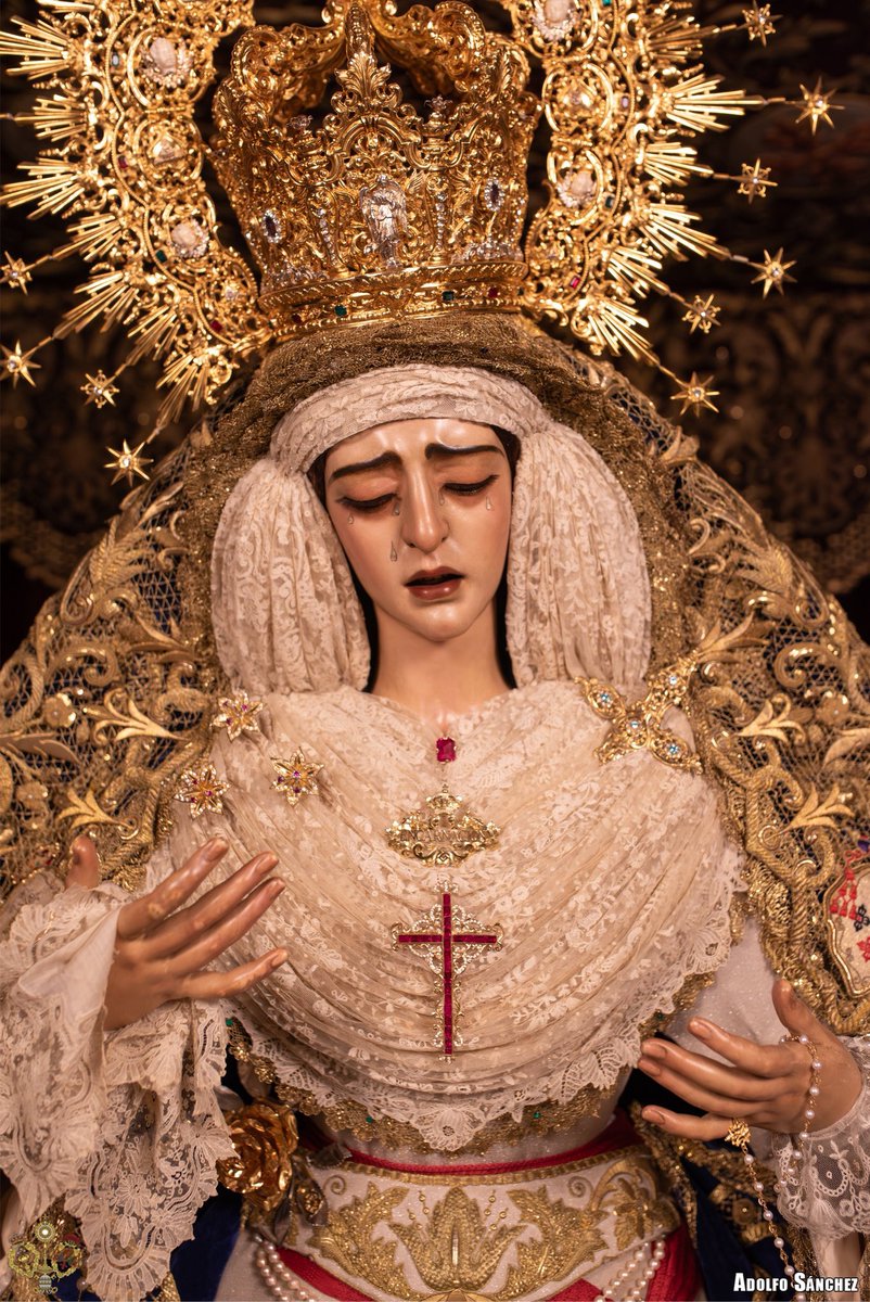 Sevilla en Semana Santa tweet media