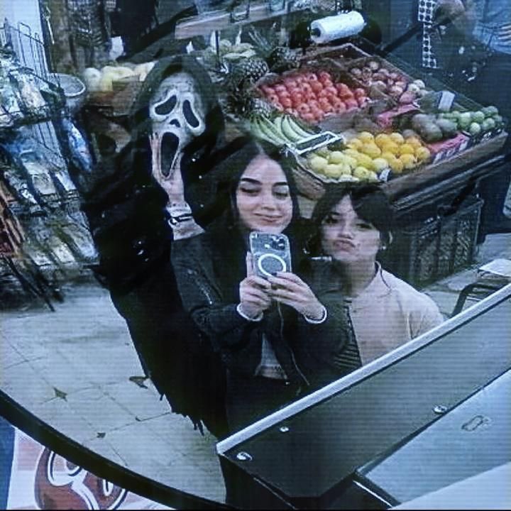 Queen ✰ tweet media