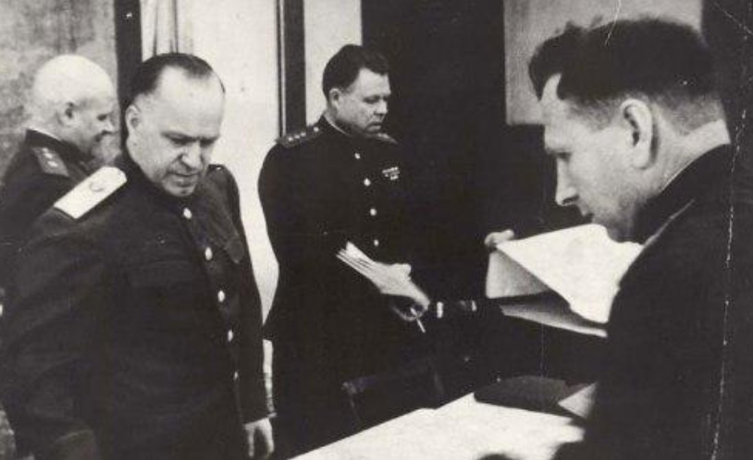 The so-called fact-checkers are huge liars 🥂 tweet media