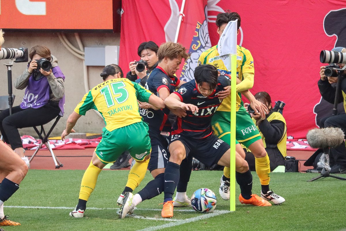 takegola's tweet photo. この鹿島るやってる時のスタンドからの拍手が、伝統芸能で型が決まった時みたいだった。鹿島るは重要無形文化財。 https://t.co/TCe4y71bbe