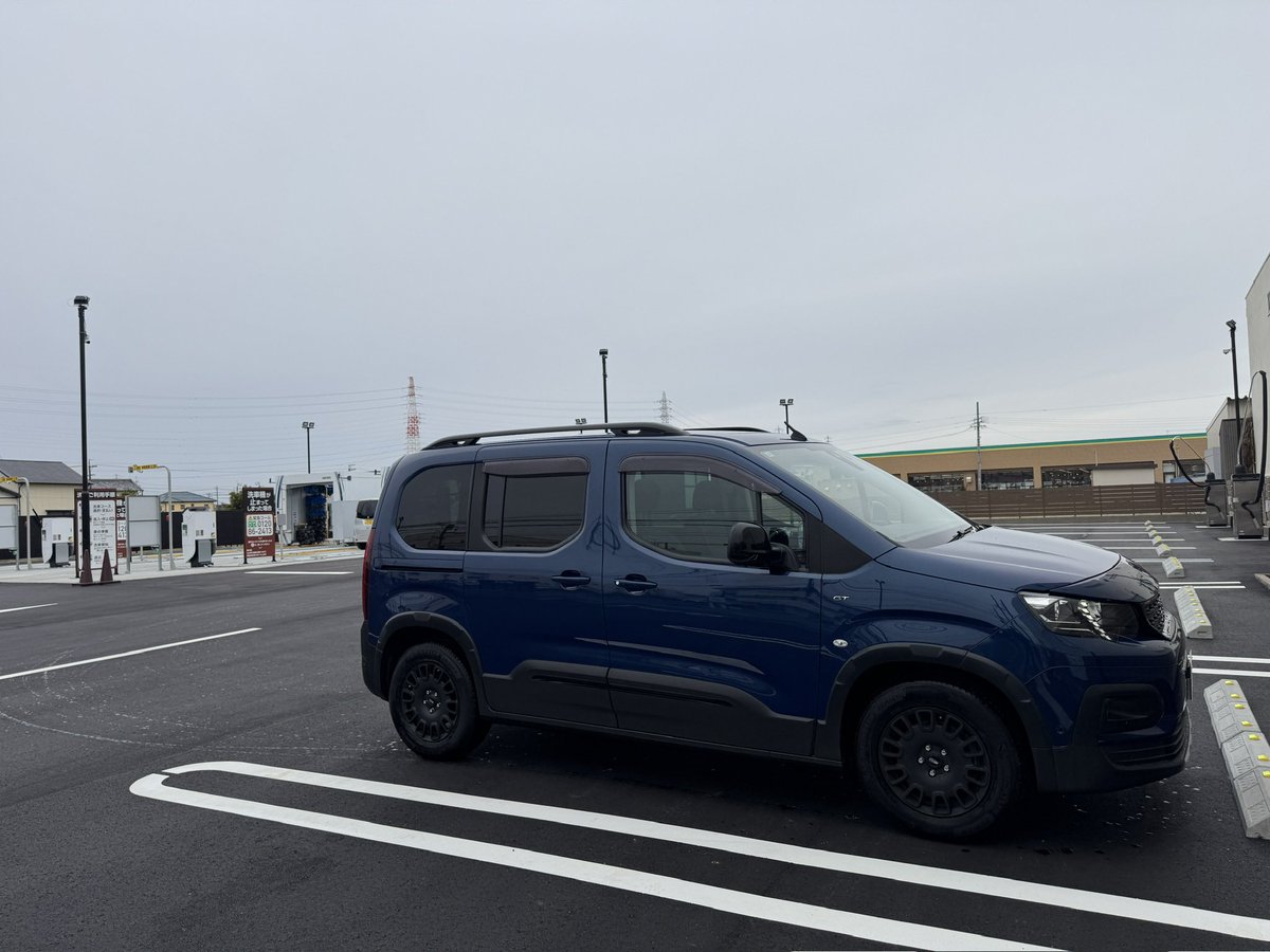 Unil opaI (ユニルオパ一ル) tweet media