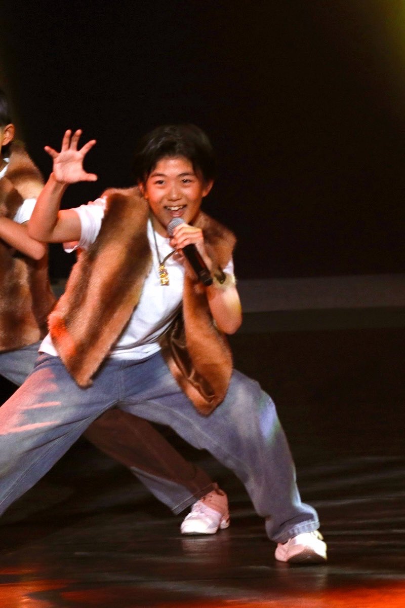 Daiki_T_2012's tweet photo. この間のThe Movie Show の写真を早速いただけました📸
映画ライオン・キング：ムファサ より
「ブラザー/君みたいな兄弟」を歌って踊りました

一緒に頑張ってくれた可愛いShoma、ありがとう🦁🦁✨ https://t.co/jsRCGaYrJq