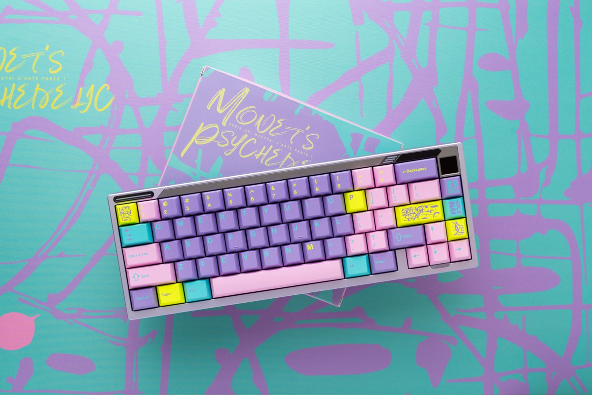 Japan's Weekly Keyboard Photo Duel Showcases Custom Builds