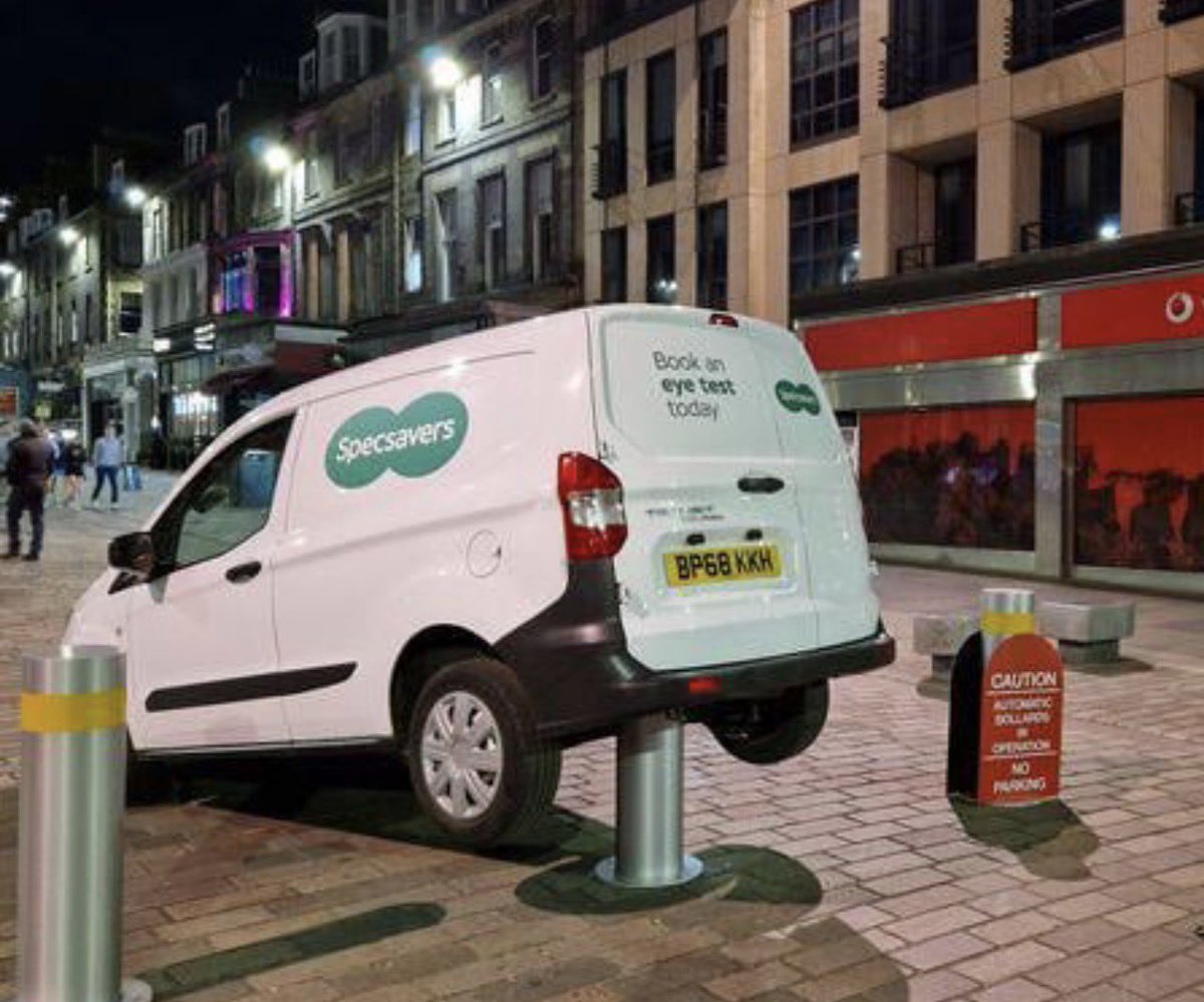 No Context Brits tweet media