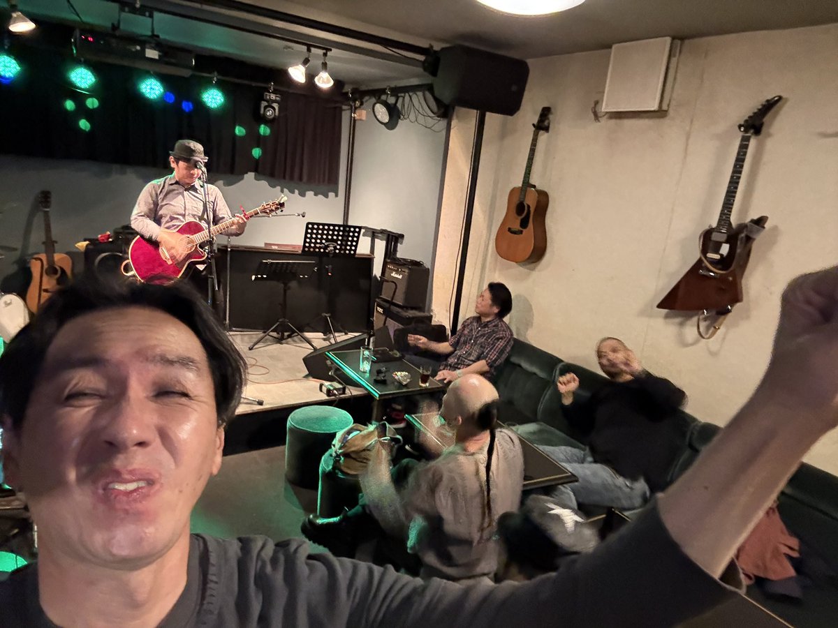 4/5越谷イージーゴーイングス　漆黒の乾燥ミミズ（風船おじさん）のタカコ・デラックス tweet media