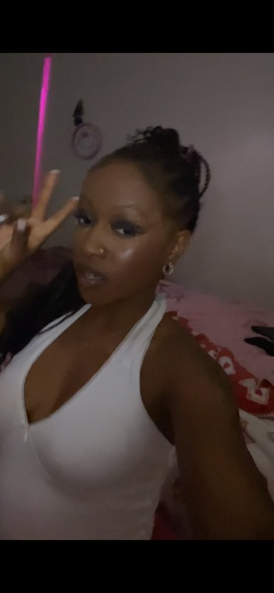 𝒫𝒾𝓃𝓀 𝒹𝒾𝒶𝓂𝑜𝓃𝒹 🫧 tweet media