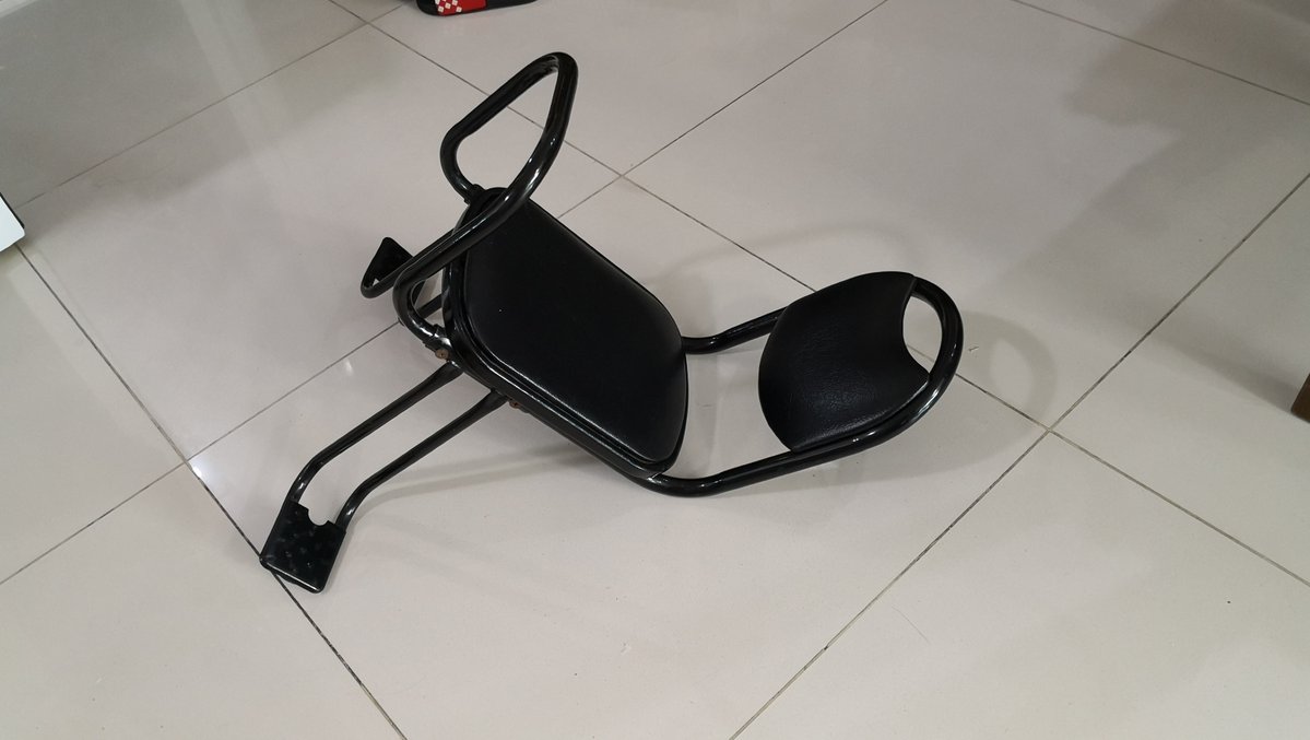 young_freshman_oli tweet media