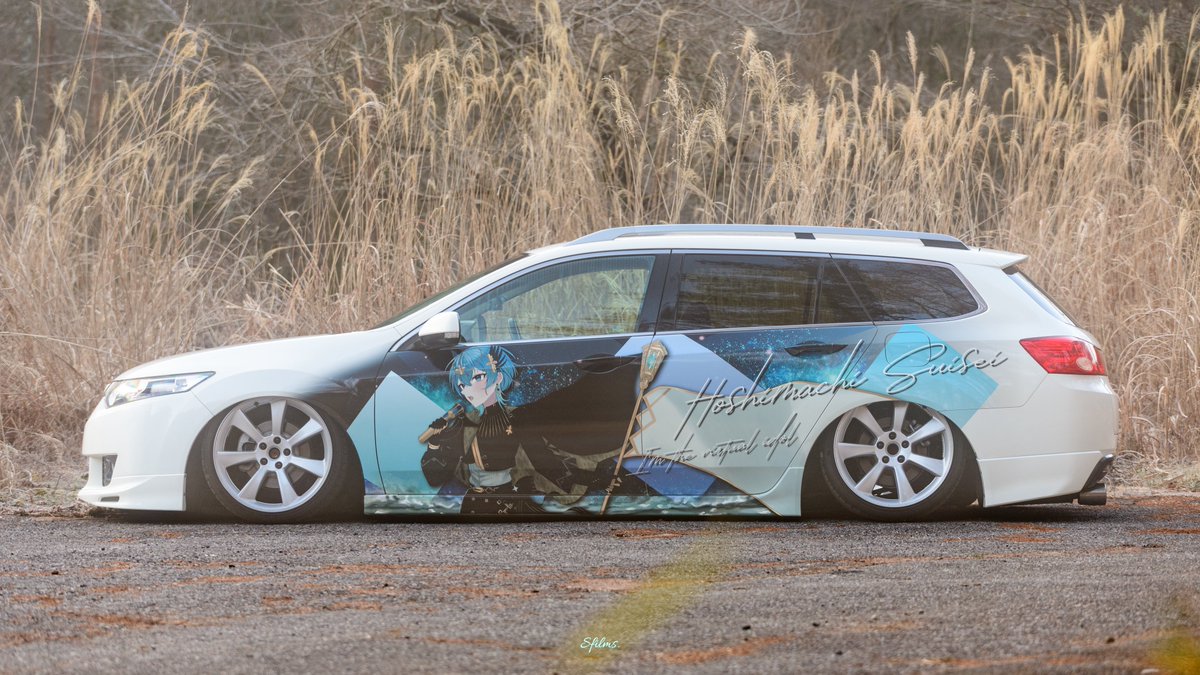 しんすけ tweet media