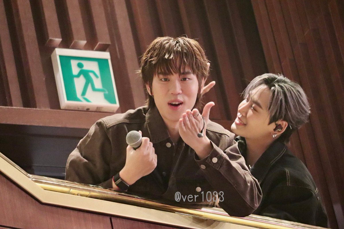 Premくんの投げKiss可愛すぎた🥹💋💕

BOUNPREM FANDAY30 IN TOKYO 
#GMMTVFANDAY30INTOKYO 
#BPFANDAY30XTOKYO