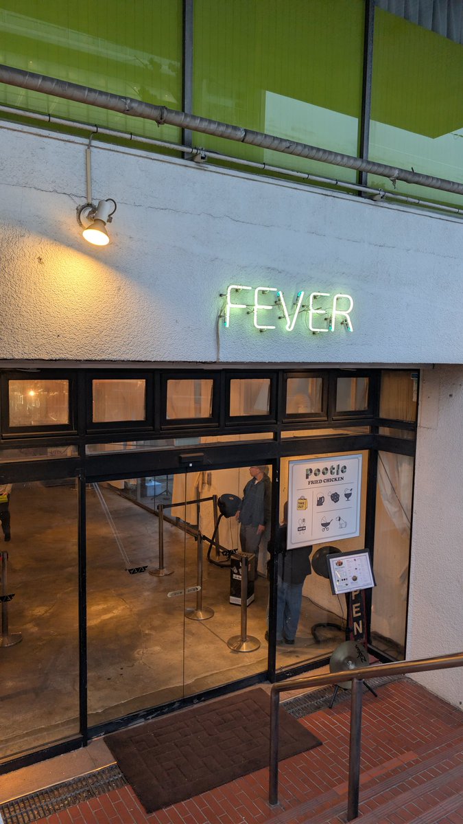 けんたろう tweet media